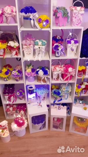 Подарки к 8 марта букеты из мыла, гипсофила