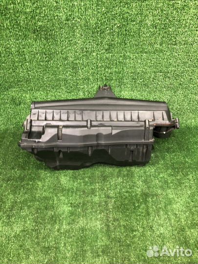 Корпус воздушного фильтра Peugeot 308