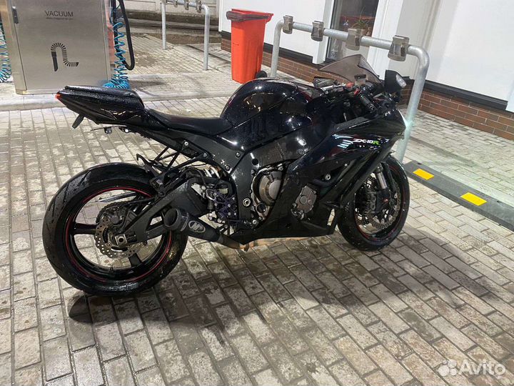 Kawasaki ZX-10 Ninja 2011