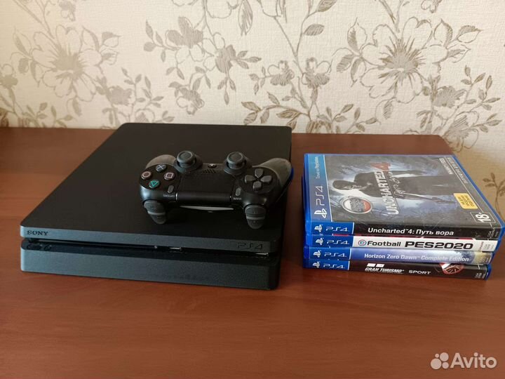 Sony PS4 slim