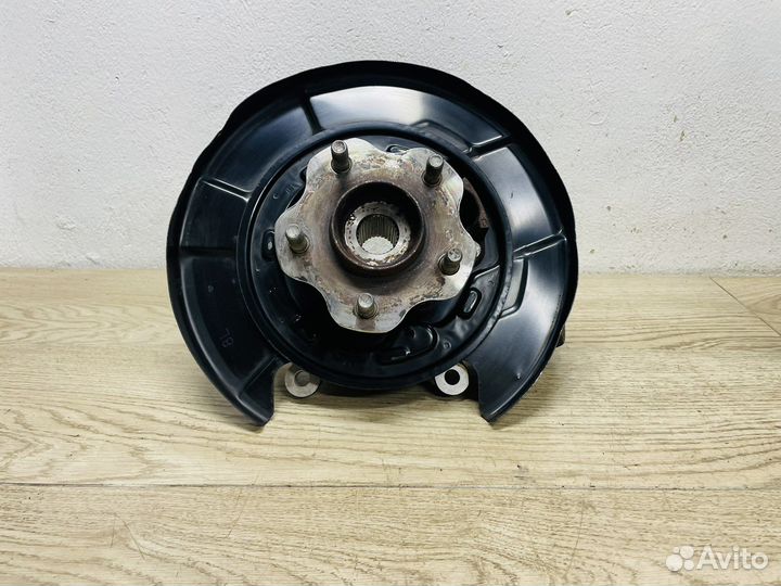 Ступица задняя левая Nissan Murano 51