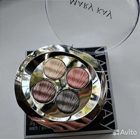 Тени для век Mary Kay