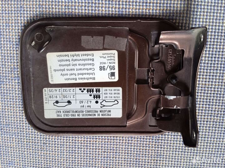 Крышка лючка заливной горловины Seat Cordoba