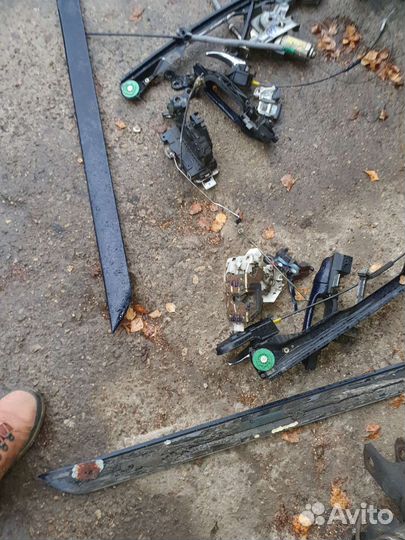 Замок ручка двери на фокус 1