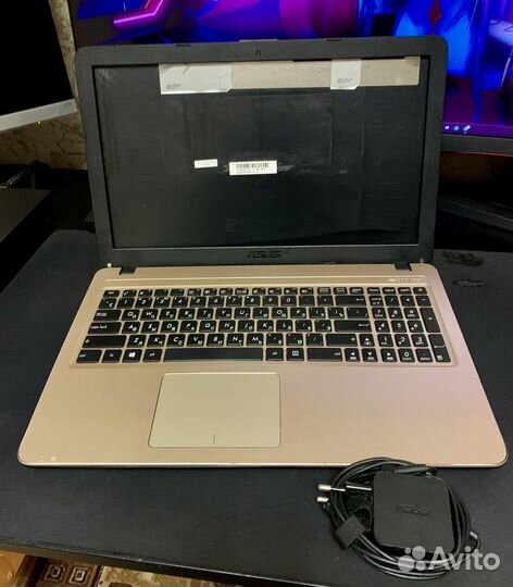 3 ноутбука донора на запчасти