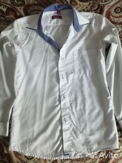 Продам рубашки на мальчика и жилетку