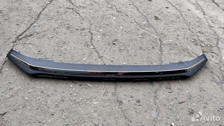 Накладка переднего бампера нижняя Toyota RAV4 XA40