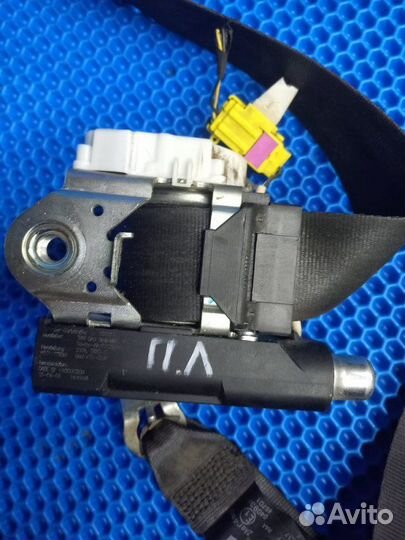 Ремень безопасности передний левый Volkswagen