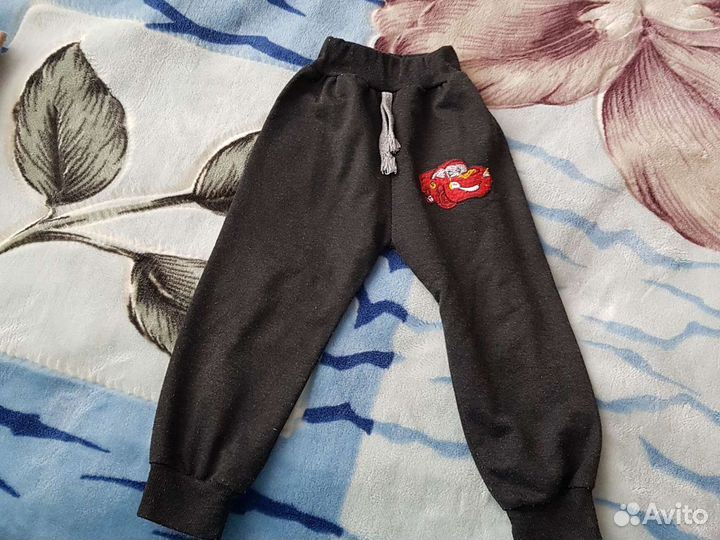 Спортивные брюки