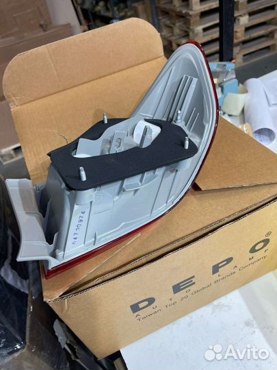 Фонарь задний L в крыло Toyota Corolla 150 2006-08