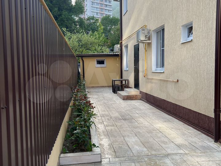 Коттедж 208 м² на участке 3,5 сот.