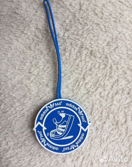 Брелок для ключей автомобильный