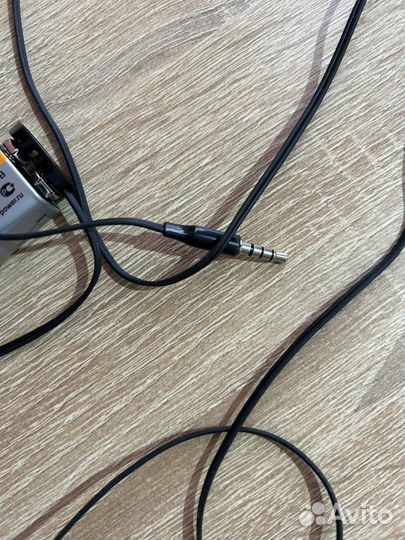 Микронаушник