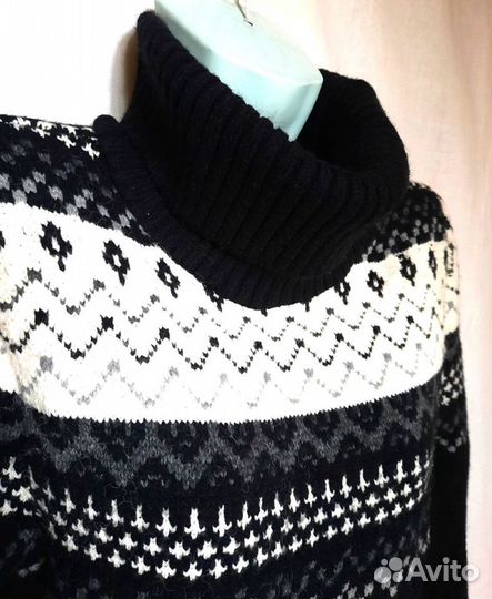 Платье стильное вязаное шерстяное,Турция,раз.44