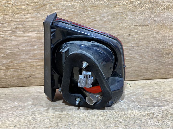 Фонарь задний правый VW Tiguan 1 Арт. 110410