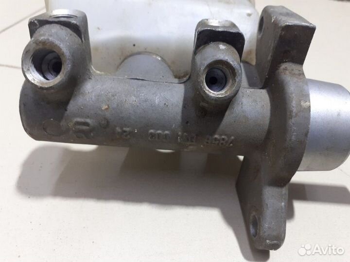 Цилиндр тормозной главный Renault Logan 1 K7JA710