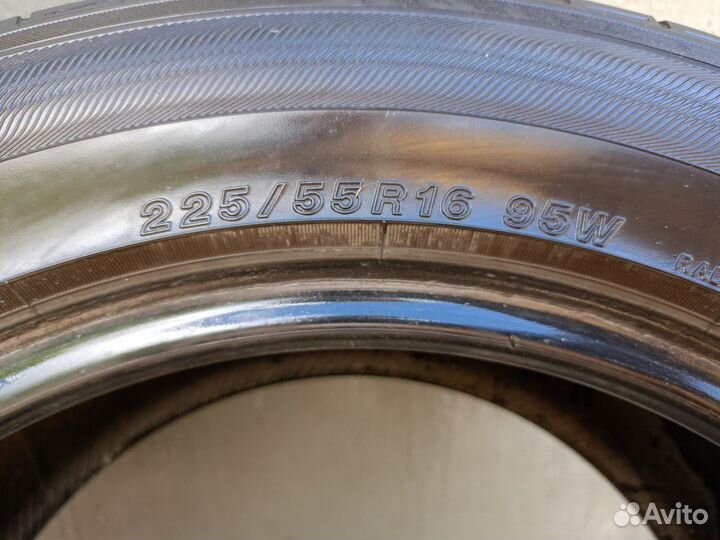 Yokohama Advan db decibel 225/55 R16