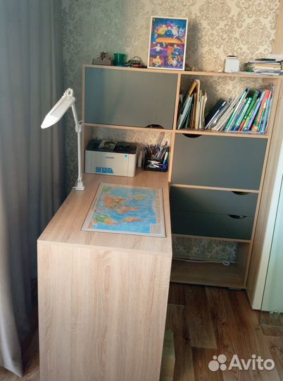 Продам стол