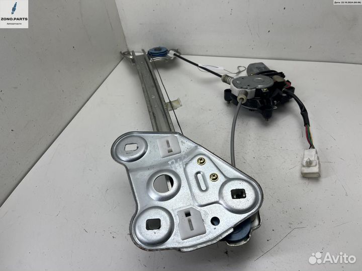 Стеклоподъемник электрический передний правый 85710-20320 на Toyota Celica (1999-2006) T230