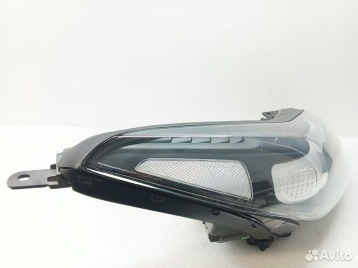 Фара передняя правая Kia Sportage 4 QL 2.0D D4HA