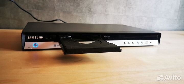 DVD плеер Samsung DVD-R150, без пультика