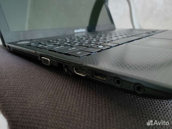 Ноутбук Acer eMachines на запчасти