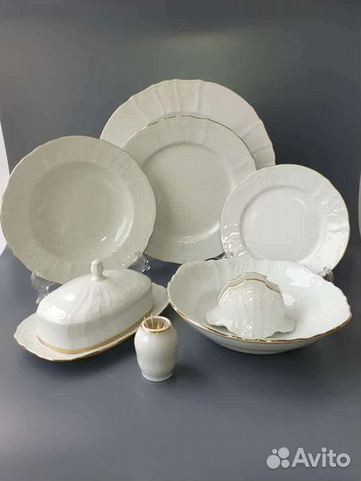 Белый узор с отводкой. Цена за (6шт) 17см