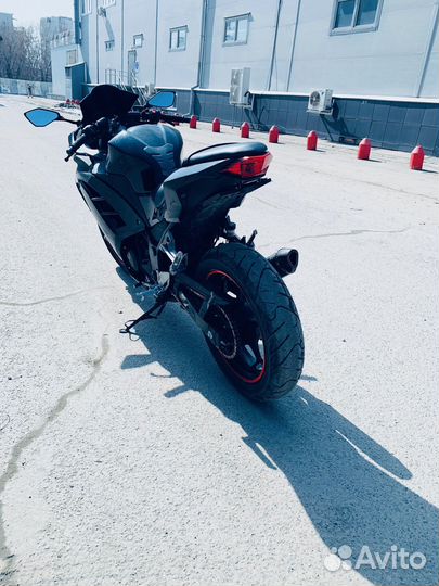 Мотоцикл Kawasaki Ninja 300