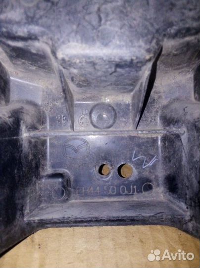 Кронштейн бампера передний Mazda Cx-7 2009