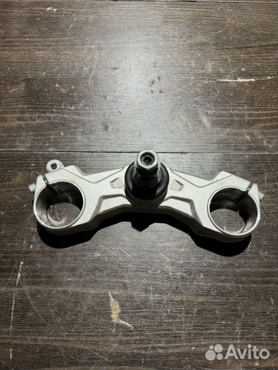 Нижняя траверса BMW R1250RT 20г