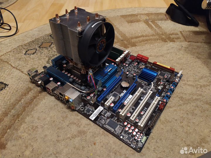 Asus P6T SE + i7 920 + Кулер + 2Гб
