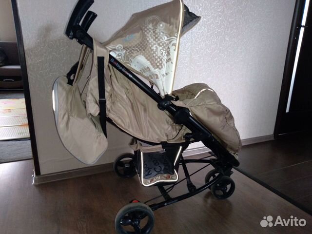 Прогулочная коляска Baby Care
