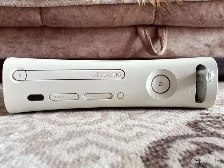 Xbox 360 прошитый Aurora