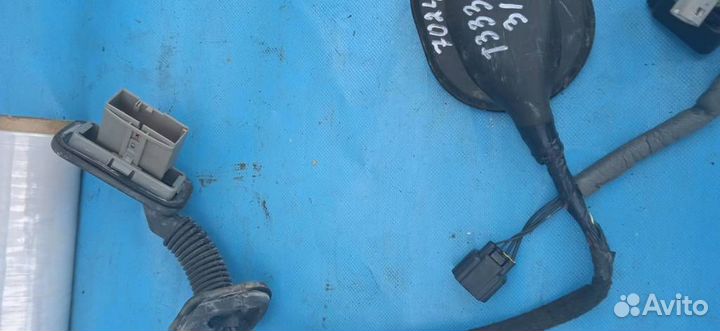 Проводка (коса) задней левой двери Land Rover RAN