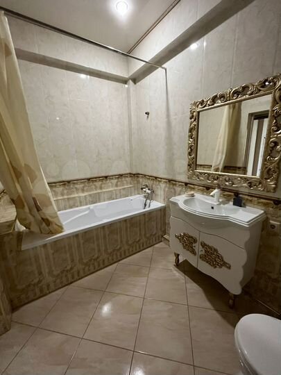 2-к. квартира, 80 м², 5/5 эт.