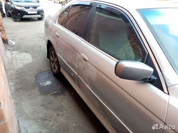 Автомобили на разбор