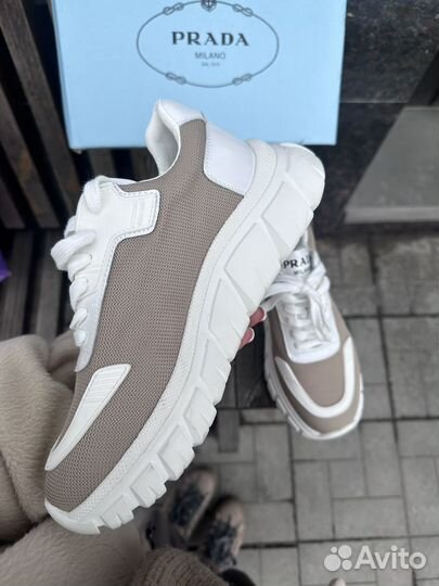Кроссовки прада новые