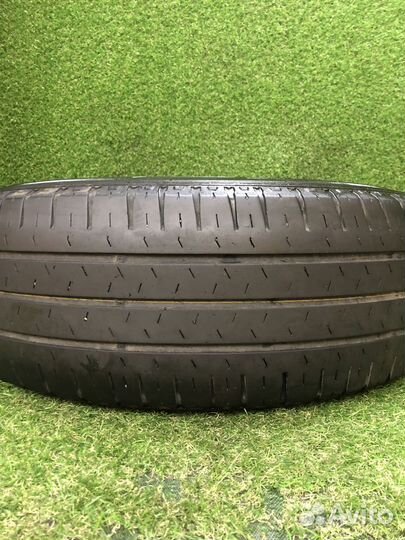 Nexen Roadian CT8 215/70 R15C S