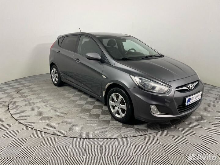 Hyundai Solaris 1.4 МТ, 2012, 113 800 км