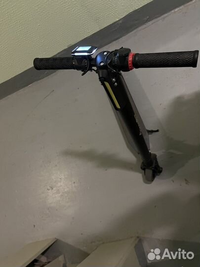 Электросамокат iconbit