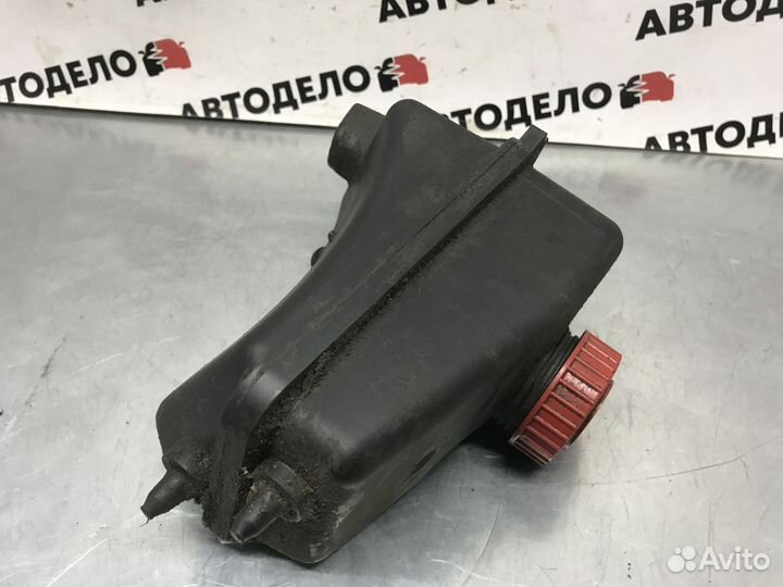 Бачок гур Peugeot 406 1997 г.в