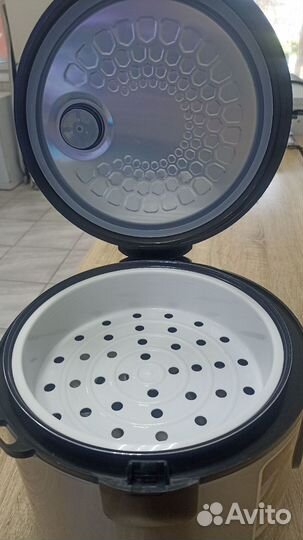 Мультиварка redmond RMC-M22, Белый