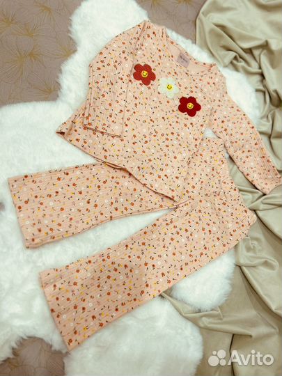 Костюм для девочки новый
