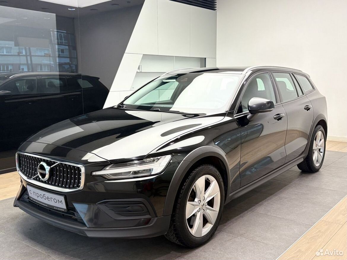 Volvo V60 Cross Country 2.0 AT, 2021, 83 500 км