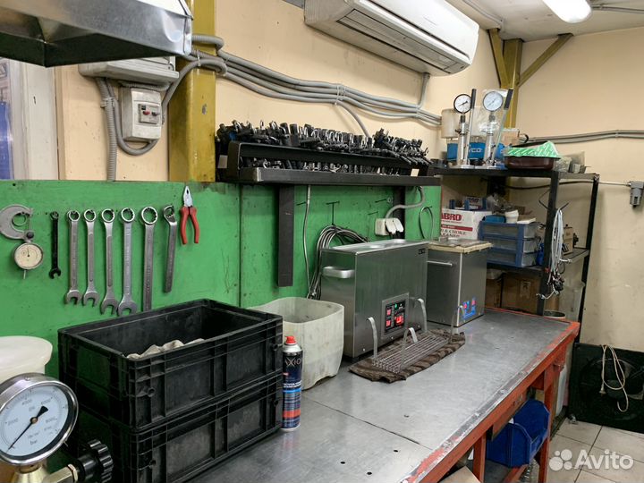 Топливная форсунка Citroen Peugeot 0445110311