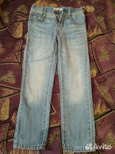 Джинсы