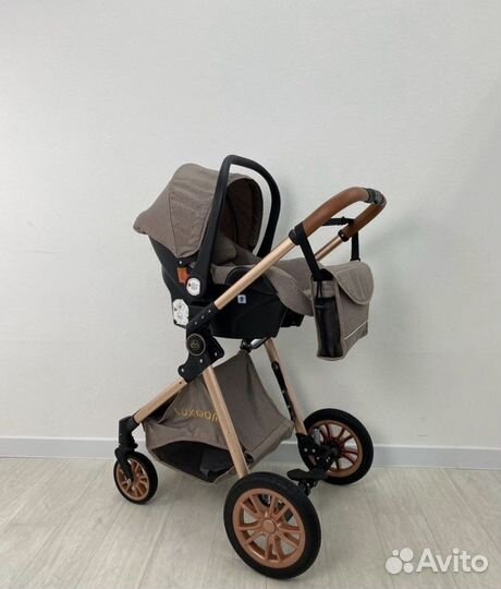 Коляска 3 в 1 трансформер (новая) LuxMom