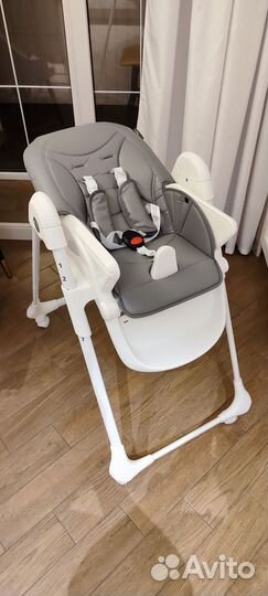 Детский стульчик для кормления Mowbaby honey