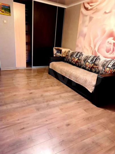 2-к. квартира, 50 м², 3/9 эт.