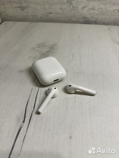 Apple Airpods 1 оригинал